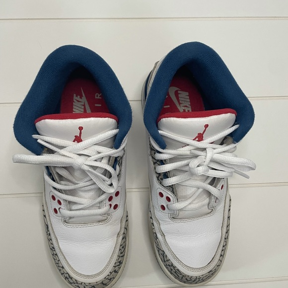 Authentic Air Jordan 3 Retro True Blues - Picture 2 of 6